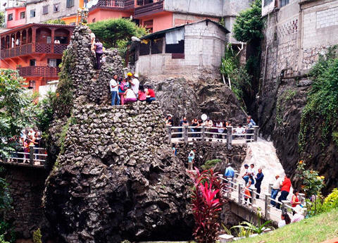 http://www.mexicotravelchannel.com.mx/blg/wp-content/uploads/2013/07/foro07.jpg